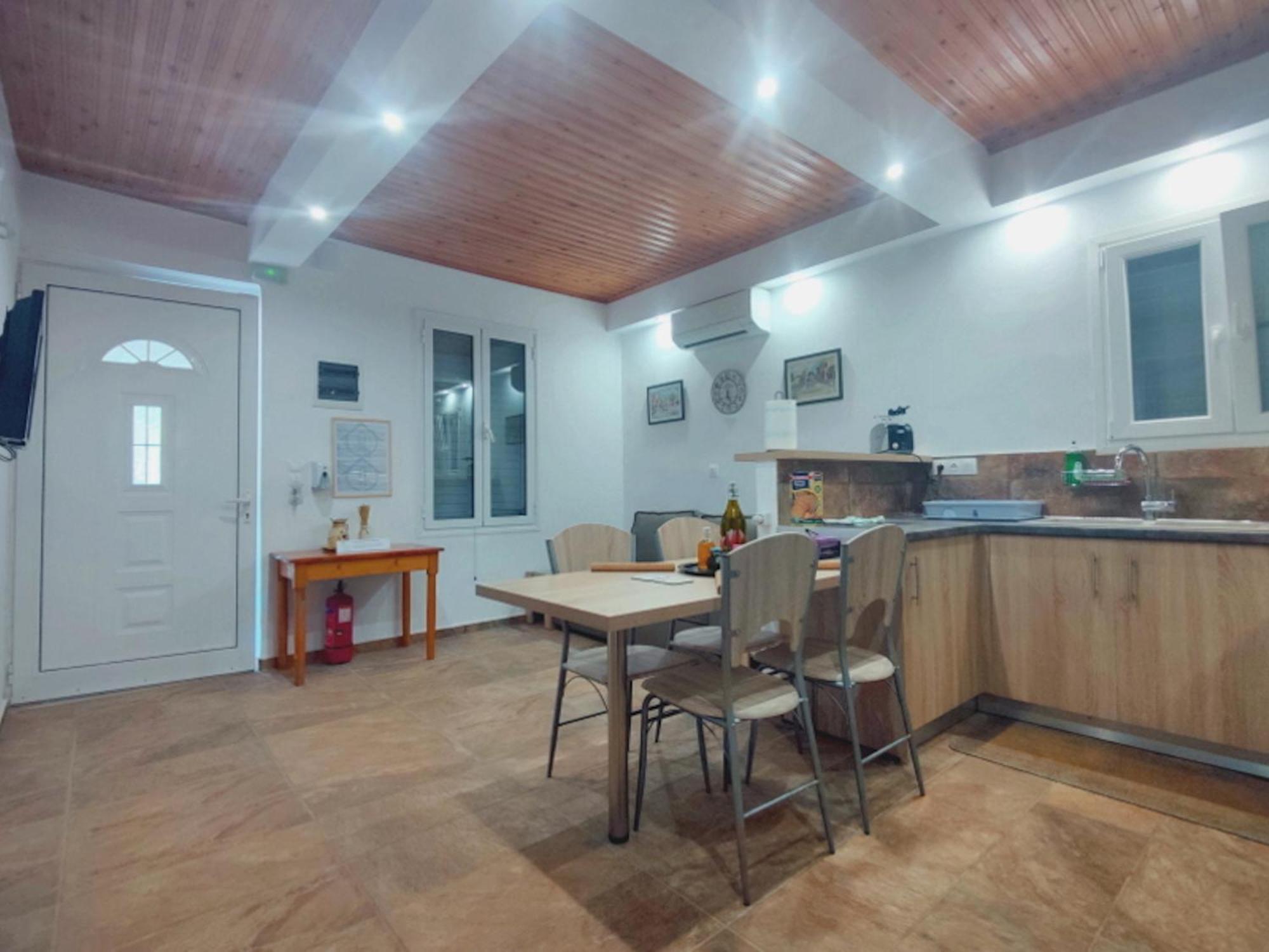 Arokariapartments Koróni المظهر الخارجي الصورة